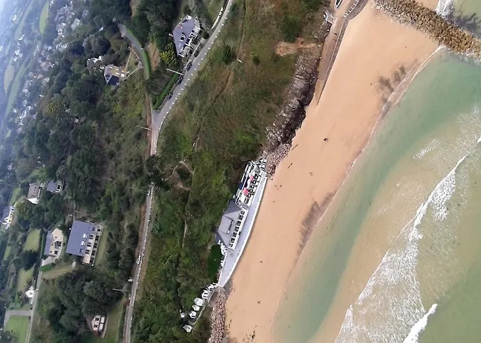 Proche Port Centre Village Holiday home *